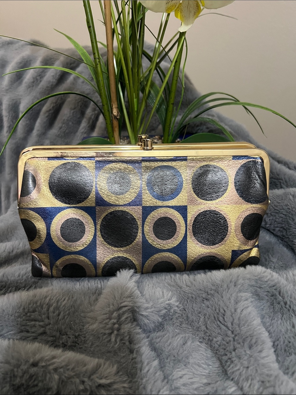 HOBO Gold, Black & Blue Geometric Circle Clutch/Wallet GUC retail $168